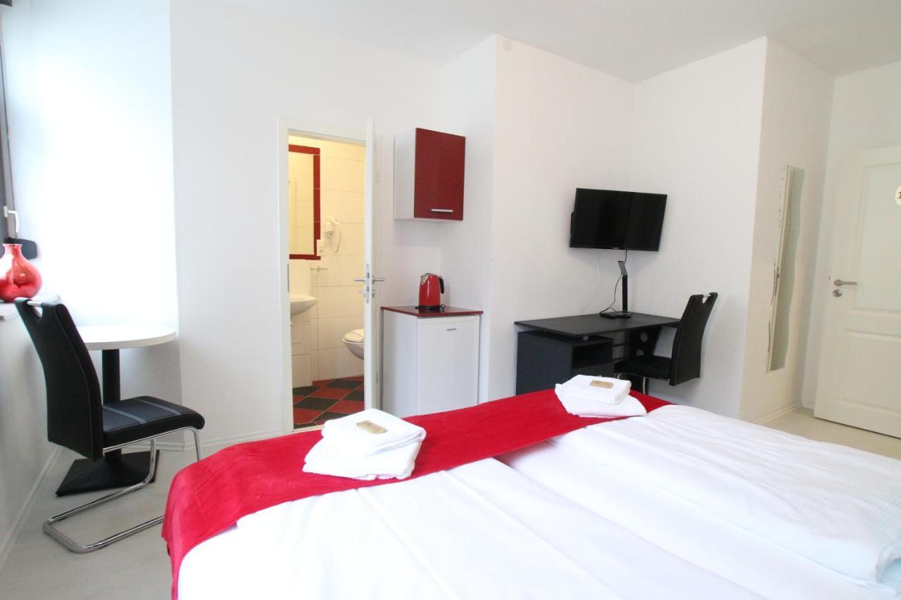Gaestehaus Kronenstrasse Schwetzingen Luaran gambar